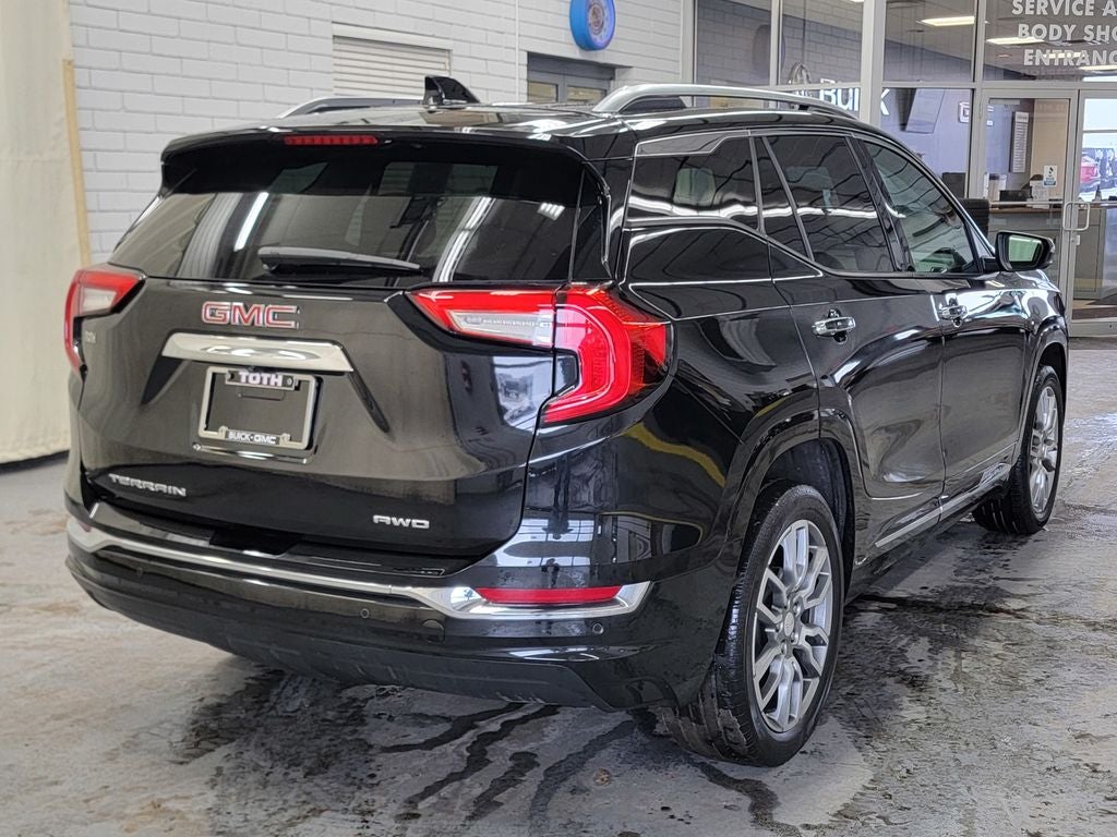 2023 GMC Terrain Denali
