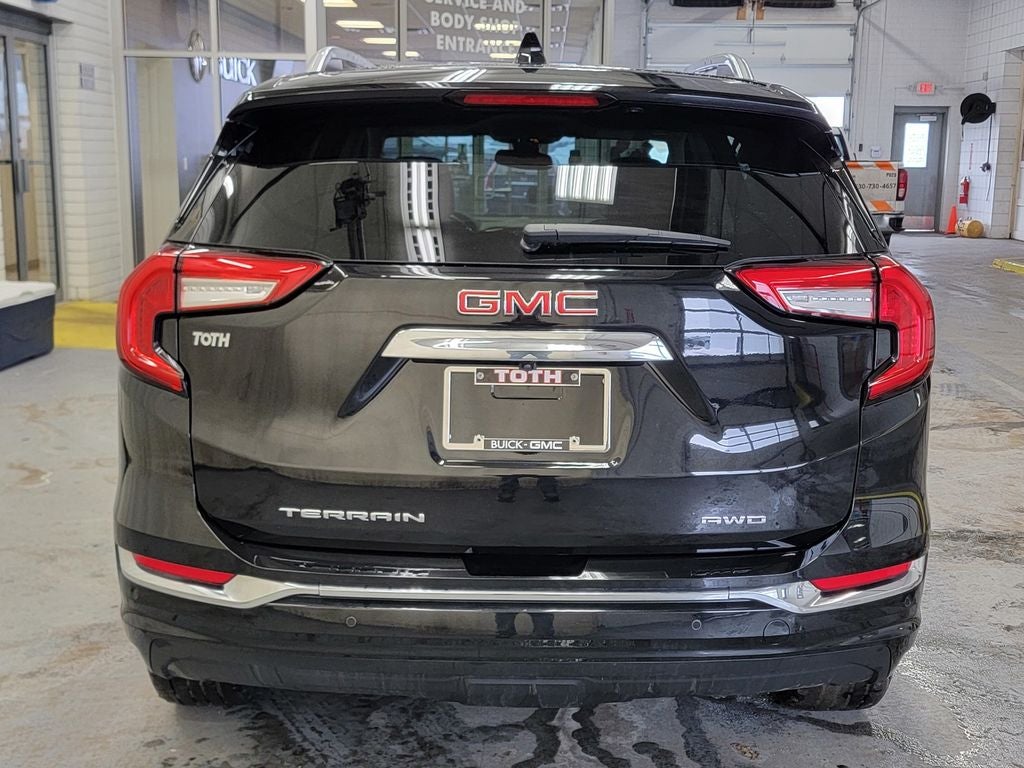 2023 GMC Terrain Denali