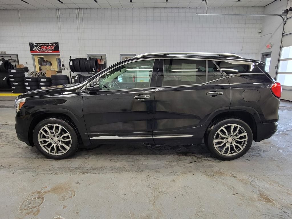 2023 GMC Terrain Denali