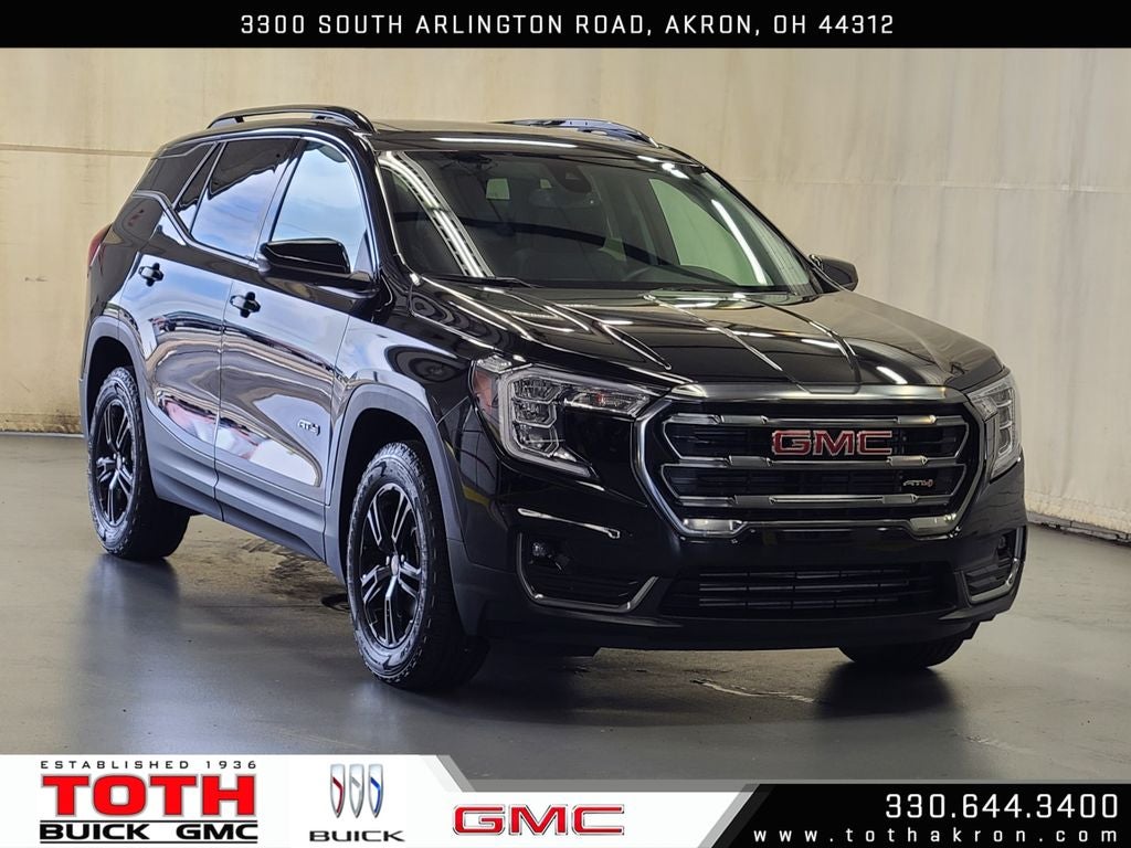 2023 GMC Terrain AT4