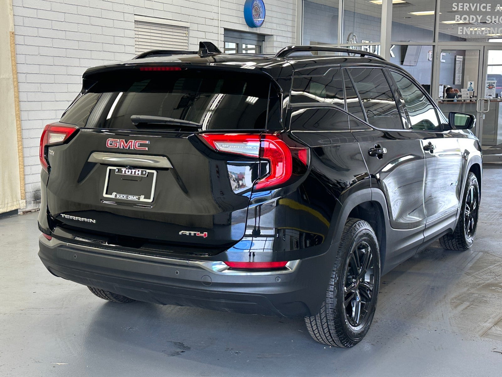 2024 GMC Terrain AT4