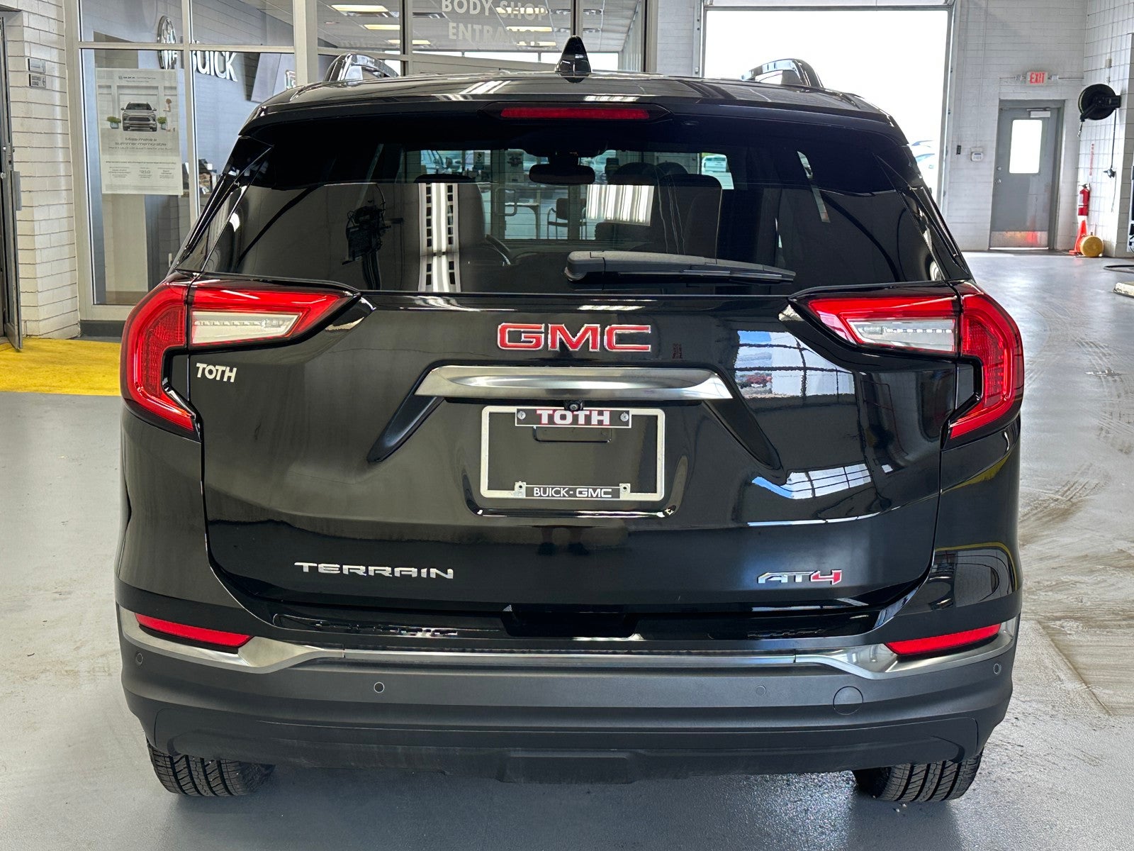 2024 GMC Terrain AT4