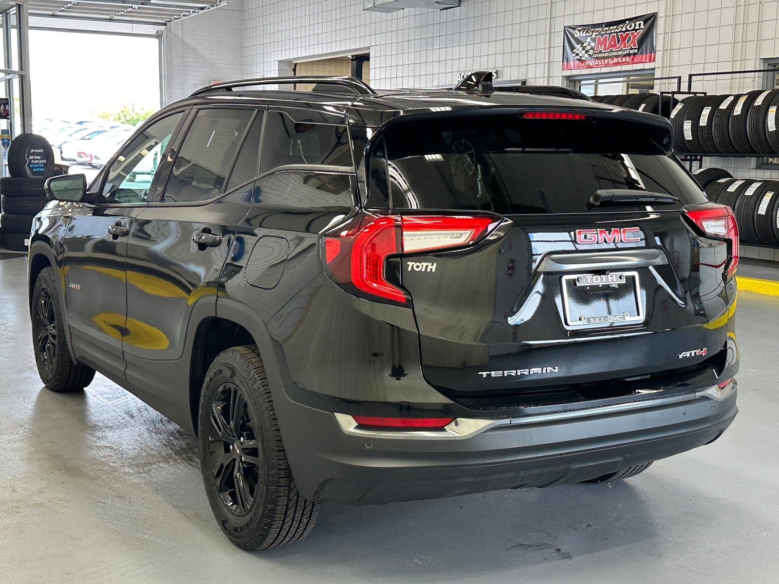 2024 GMC Terrain AT4