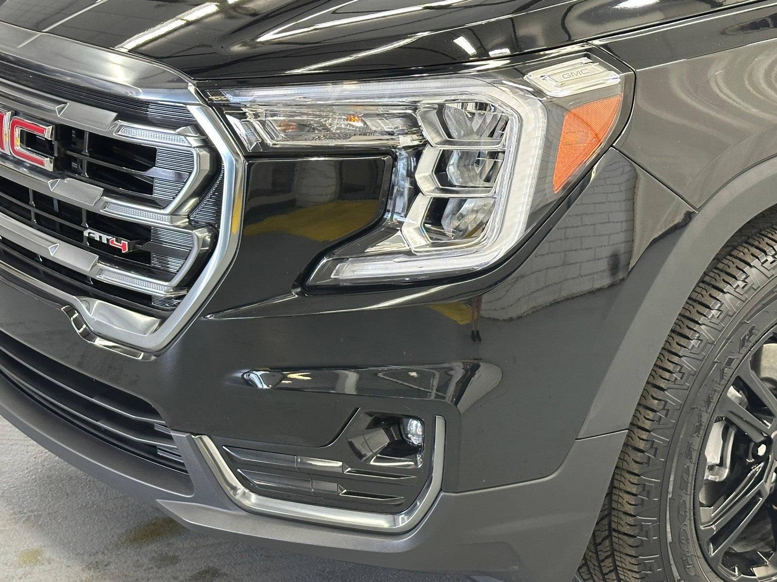2024 GMC Terrain AT4