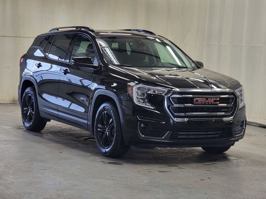 2024 GMC Terrain AT4