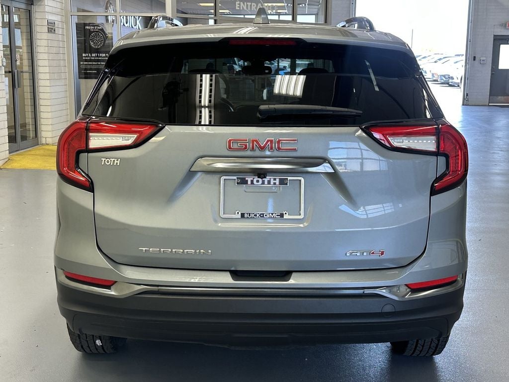 2023 GMC Terrain AT4