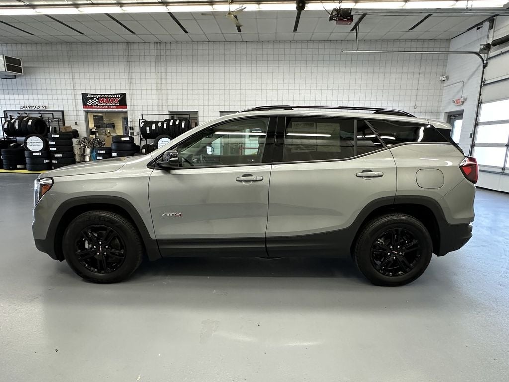 2023 GMC Terrain AT4