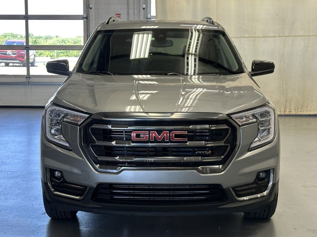 2023 GMC Terrain AT4