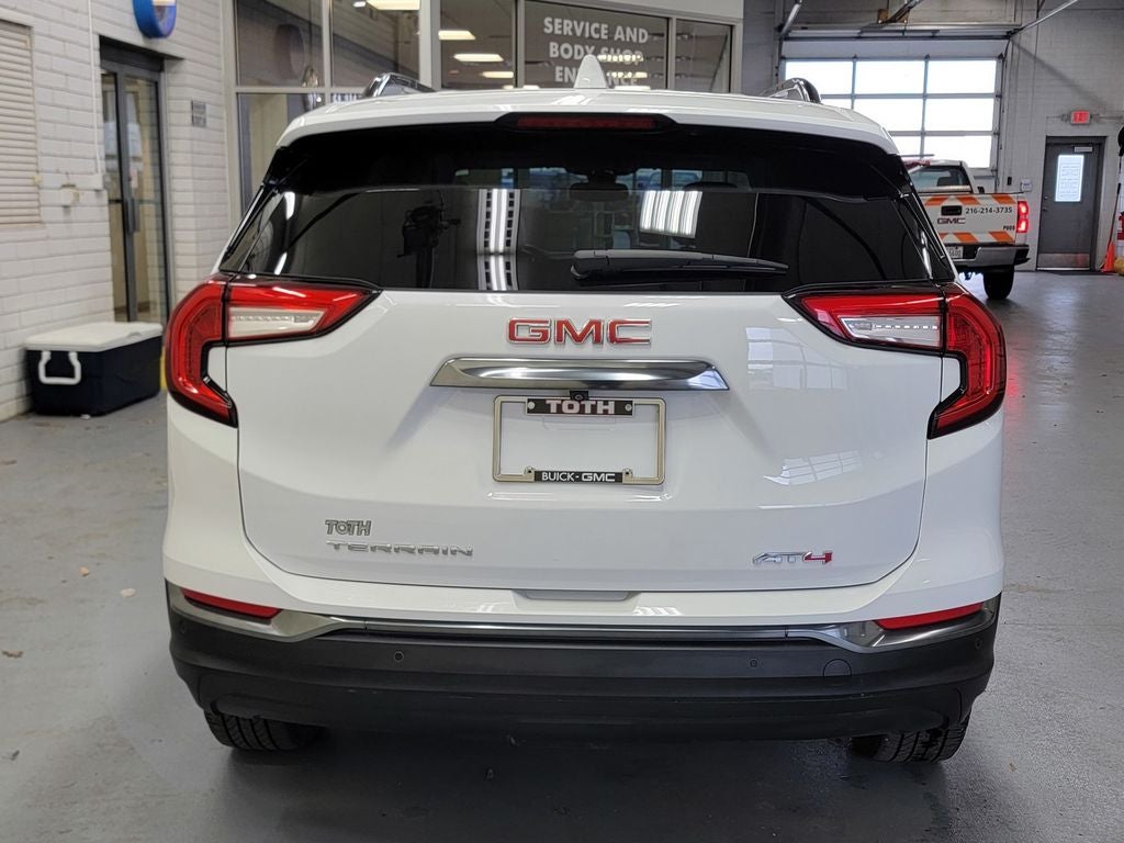 2023 GMC Terrain AT4