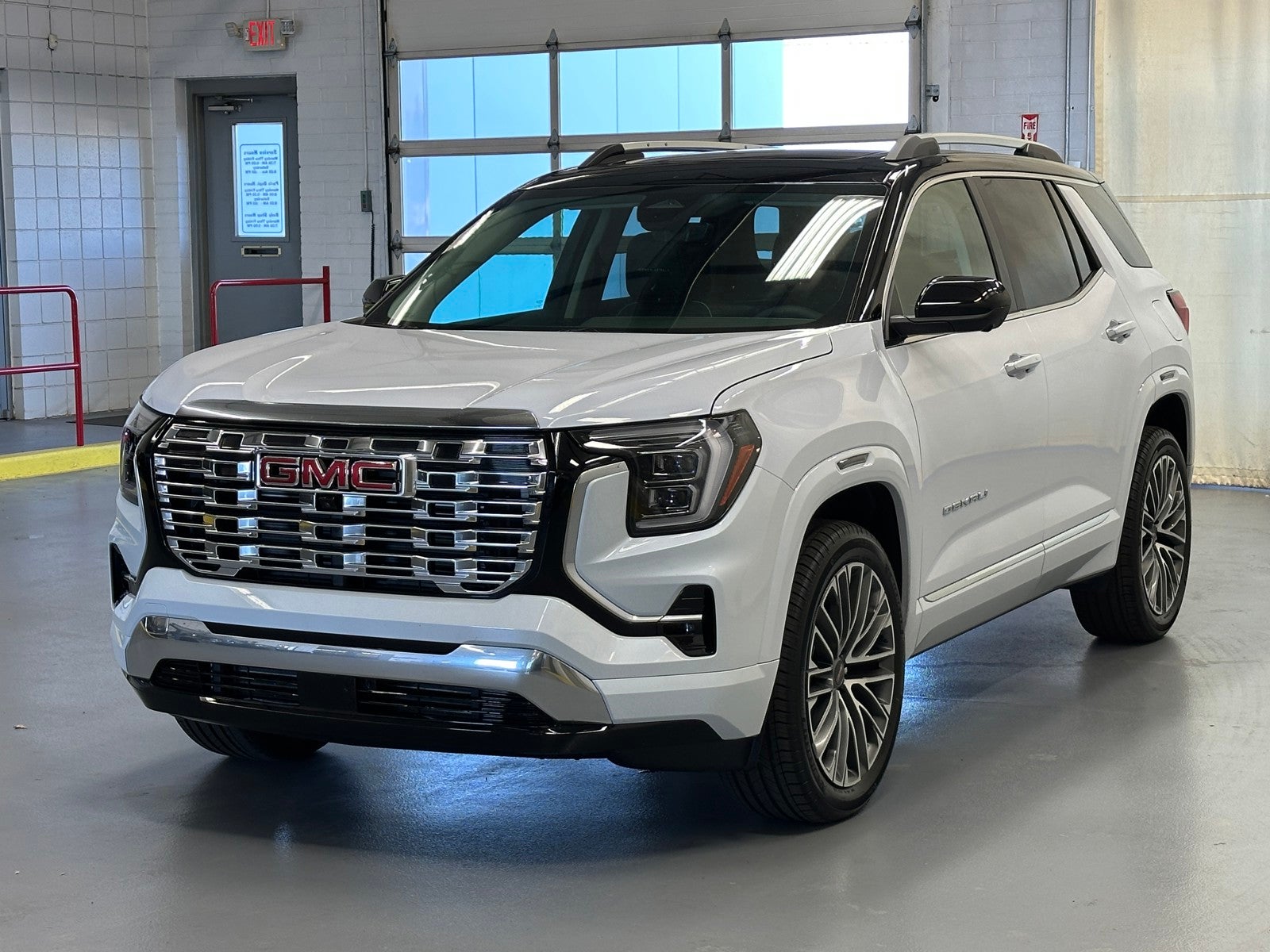 2027 GMC Terrain Denali - Photo 16