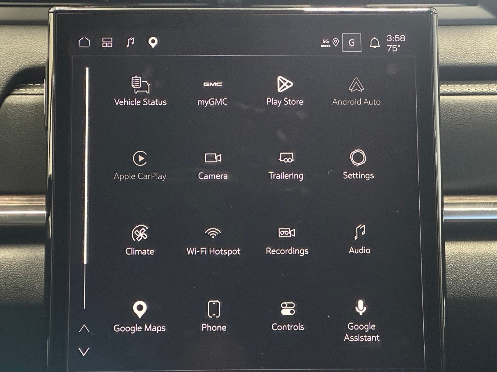 2027 GMC Terrain Denali - Photo 29