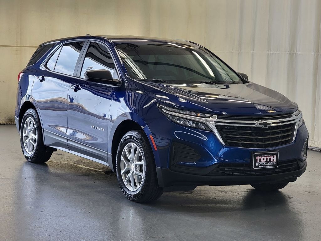 2022 Chevrolet Equinox LS