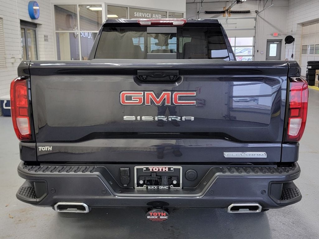 2025 GMC Sierra 1500 Elevation