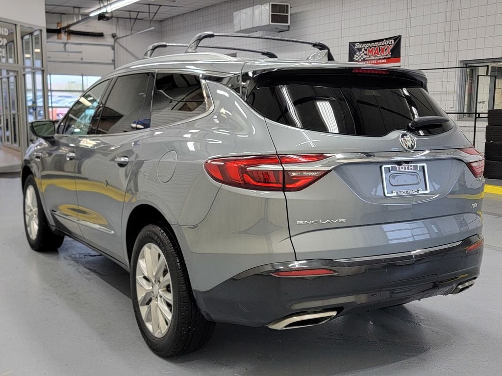 2021 Buick Enclave Essence