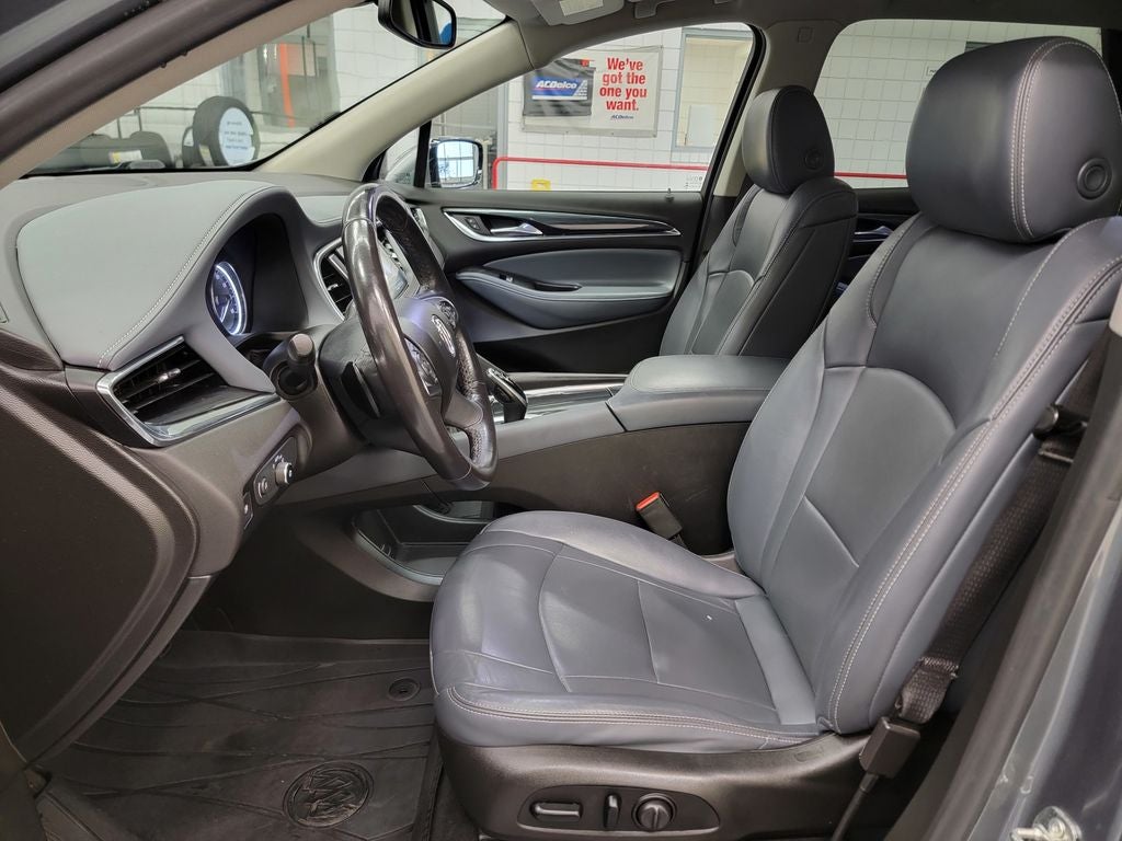 2021 Buick Enclave Essence