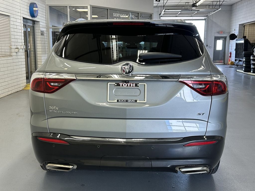 2024 Buick Enclave Essence