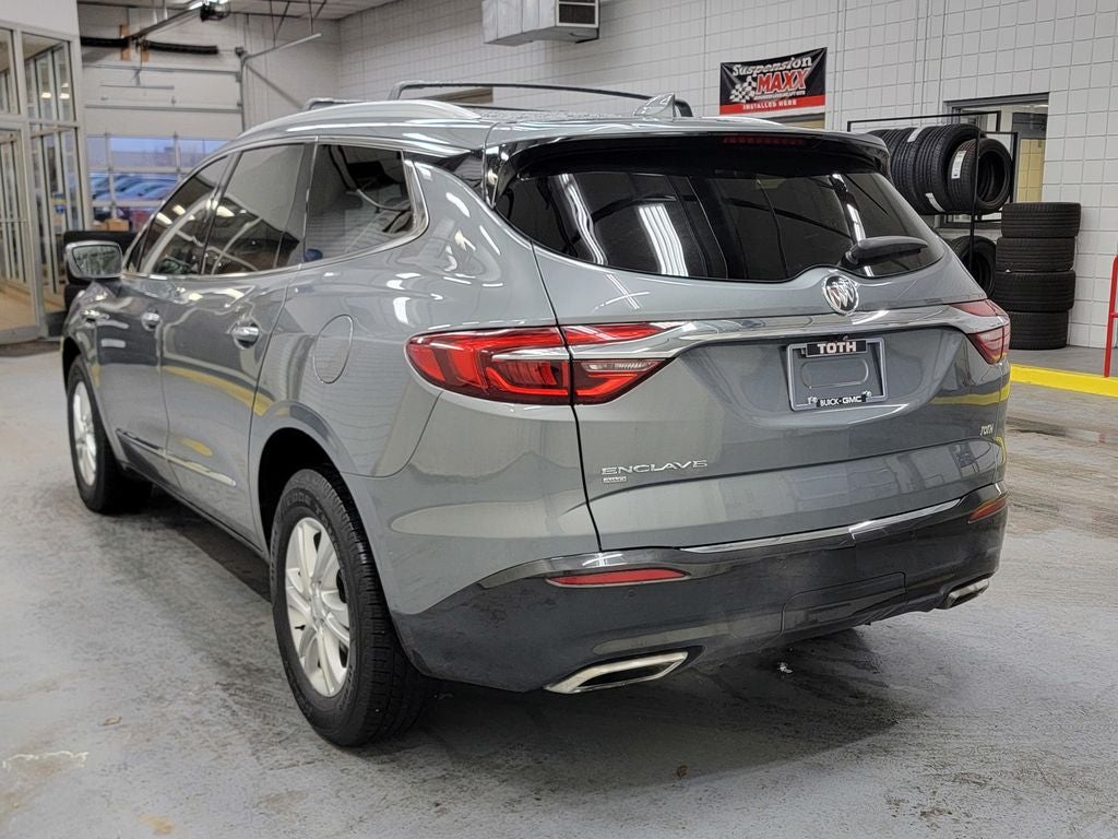 2020 Buick Enclave Essence