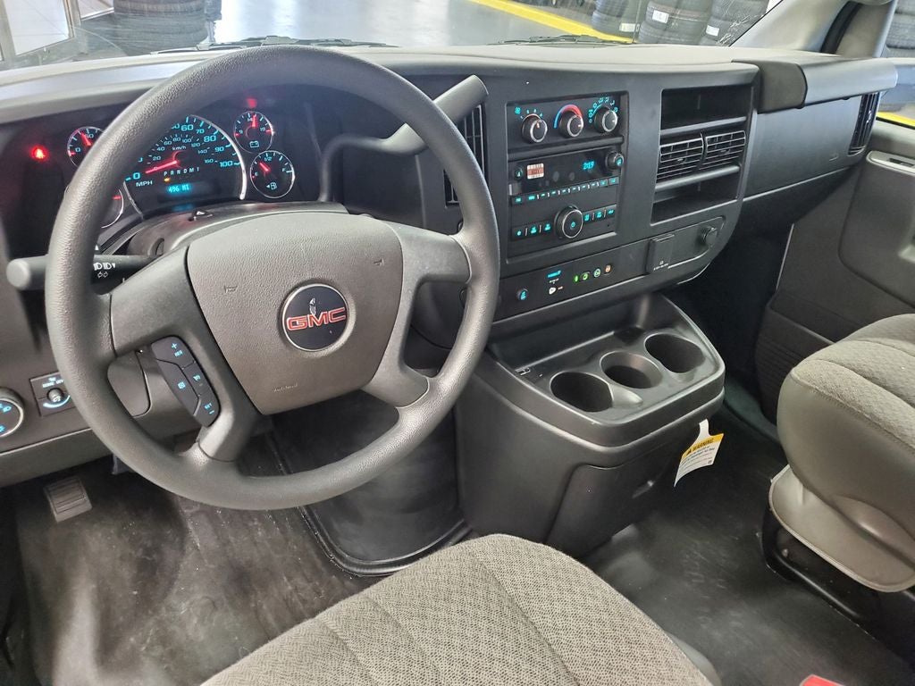 2023 GMC Savana Cutaway 4500 2WT