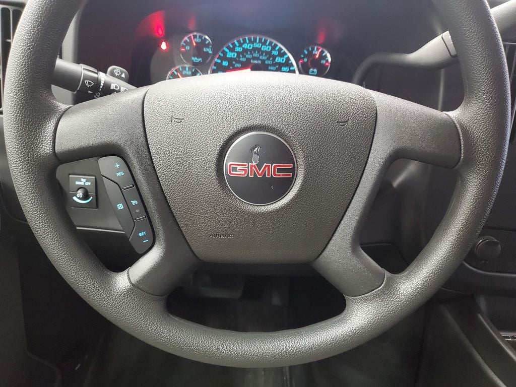 2023 GMC Savana Cutaway 4500 2WT