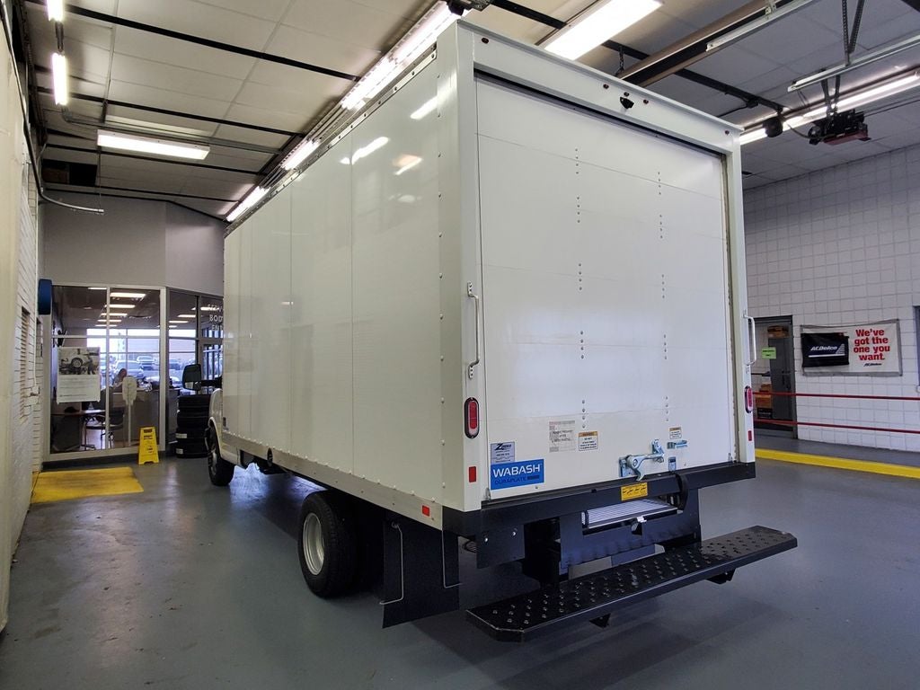 2023 GMC Savana Cutaway 4500 2WT