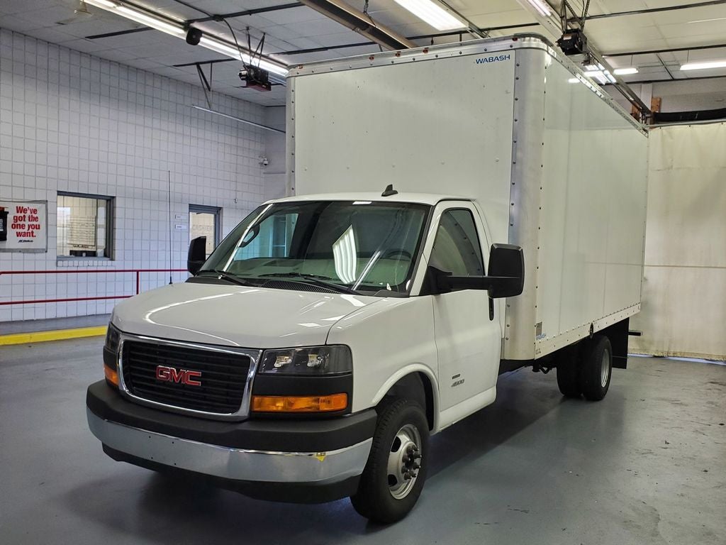 2023 GMC Savana Cutaway 4500 2WT