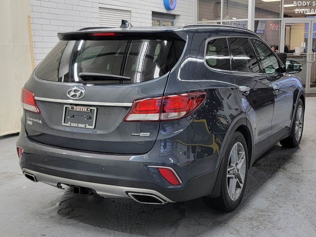 2017 Hyundai Santa Fe SE Ultimate