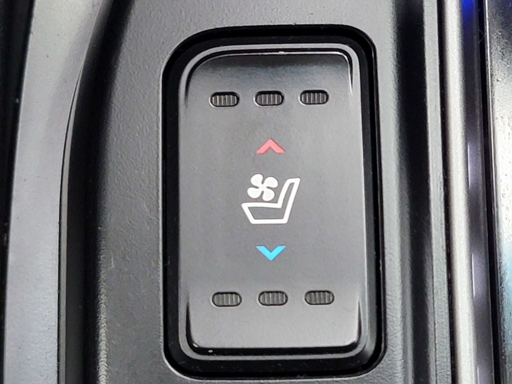 2017 Hyundai Santa Fe SE Ultimate