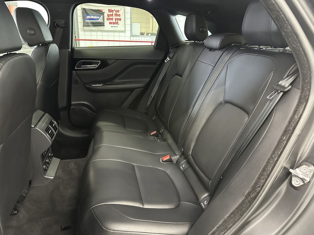 2018 Jaguar F-PACE 35t Premium