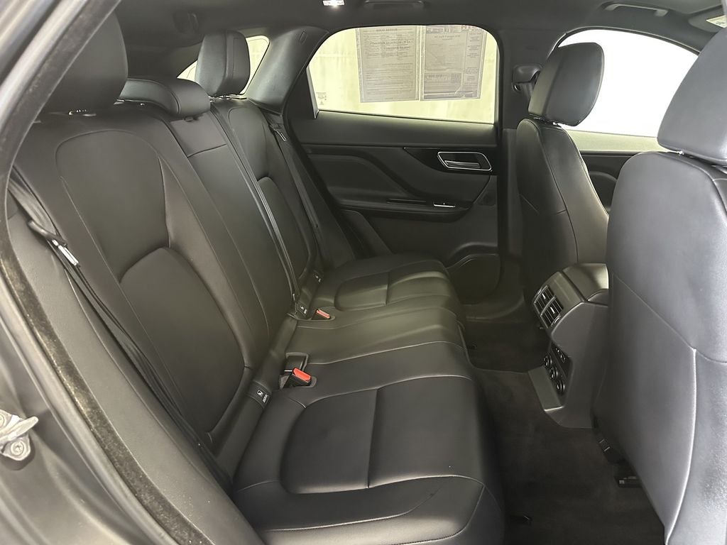 2018 Jaguar F-PACE 35t Premium