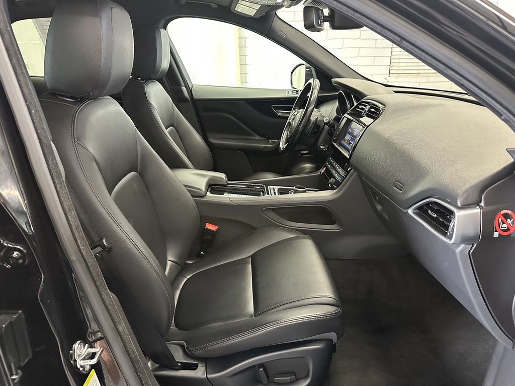 2018 Jaguar F-PACE 35t Premium