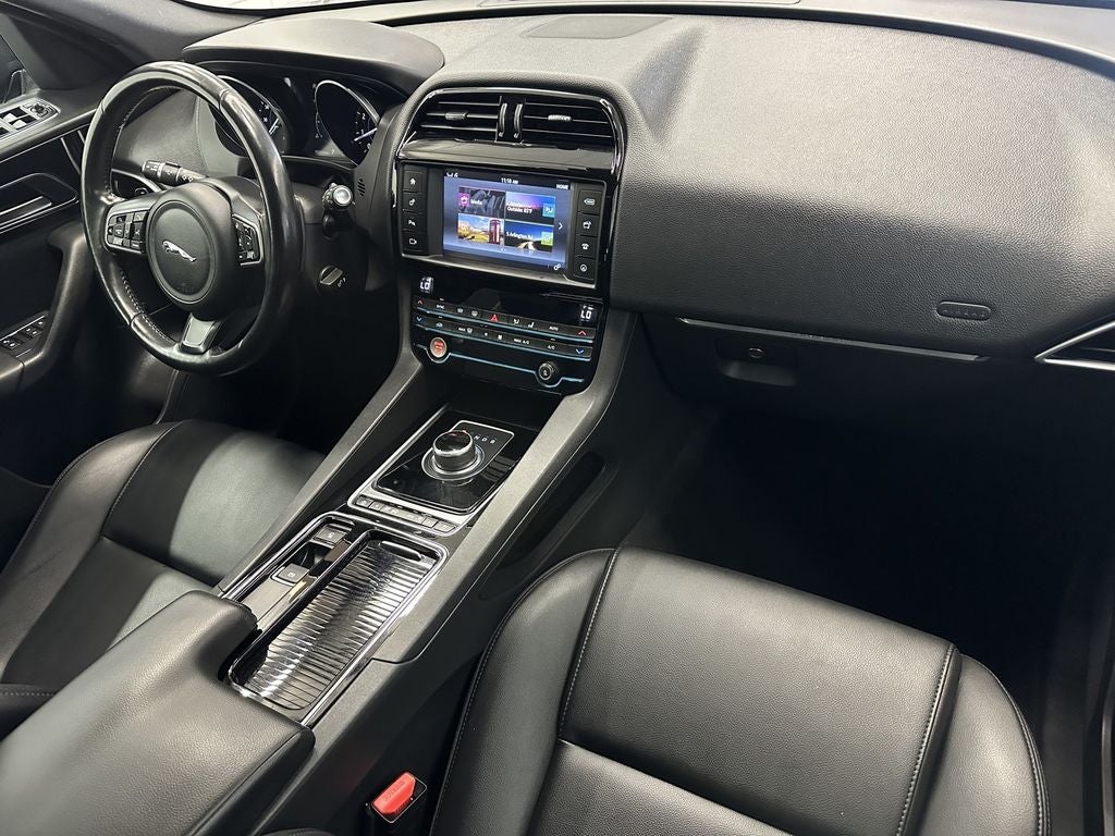 2018 Jaguar F-PACE 35t Premium