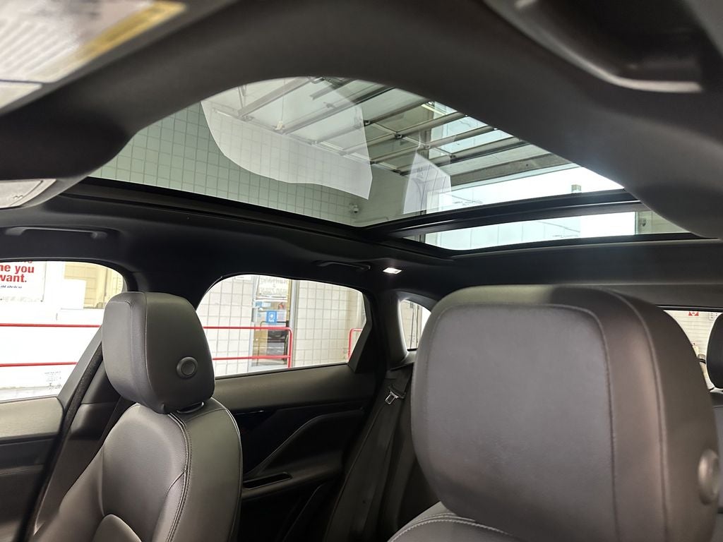 2018 Jaguar F-PACE 35t Premium