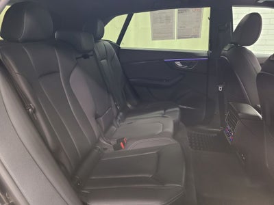 2021 Audi Q8 Prestige