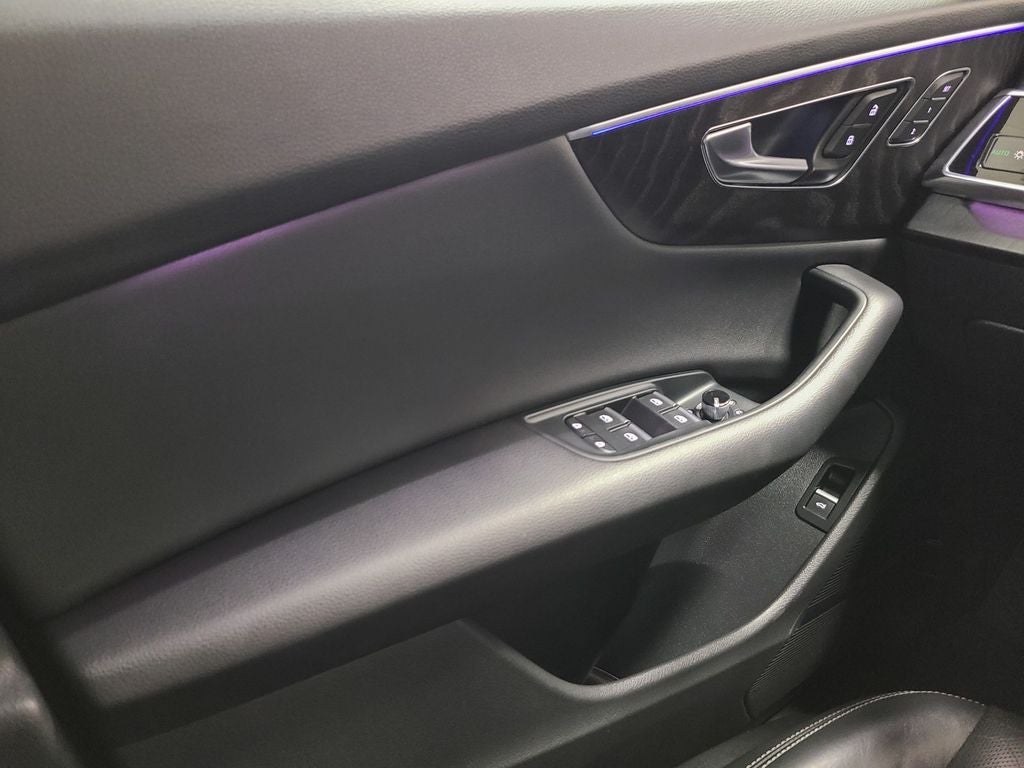 2021 Audi Q8 Prestige