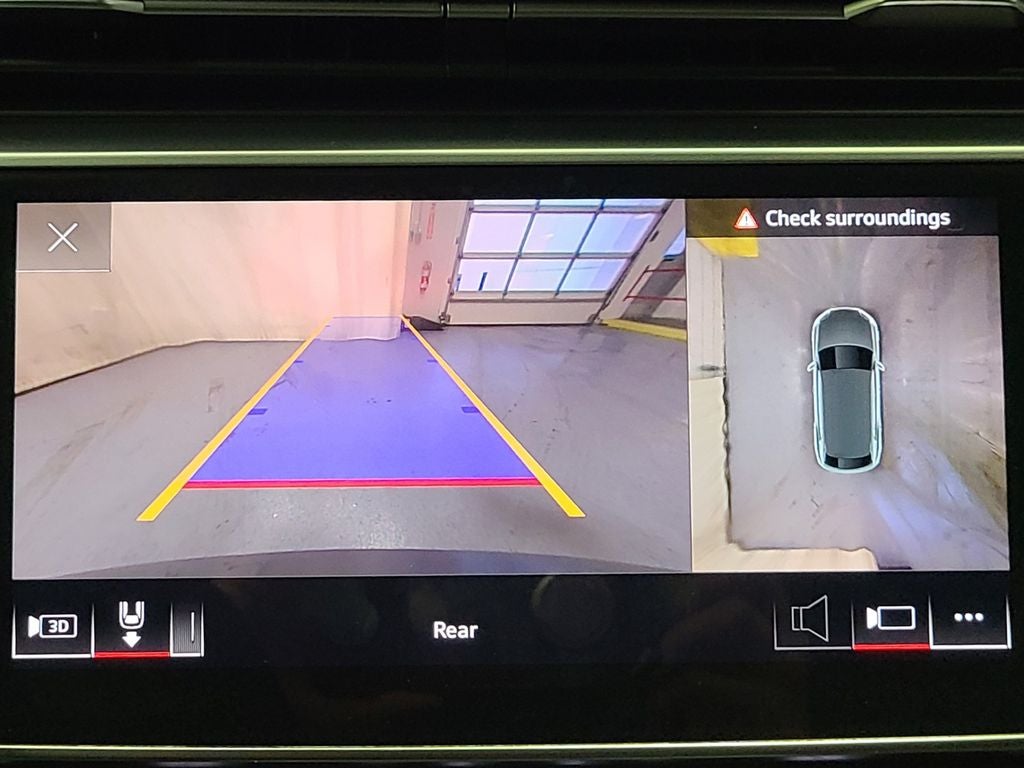 2021 Audi Q8 Prestige