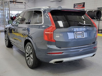 2021 Volvo XC90 Momentum