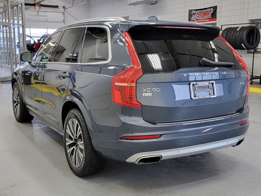 2021 Volvo XC90 Momentum