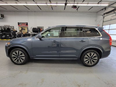 2021 Volvo XC90 Momentum