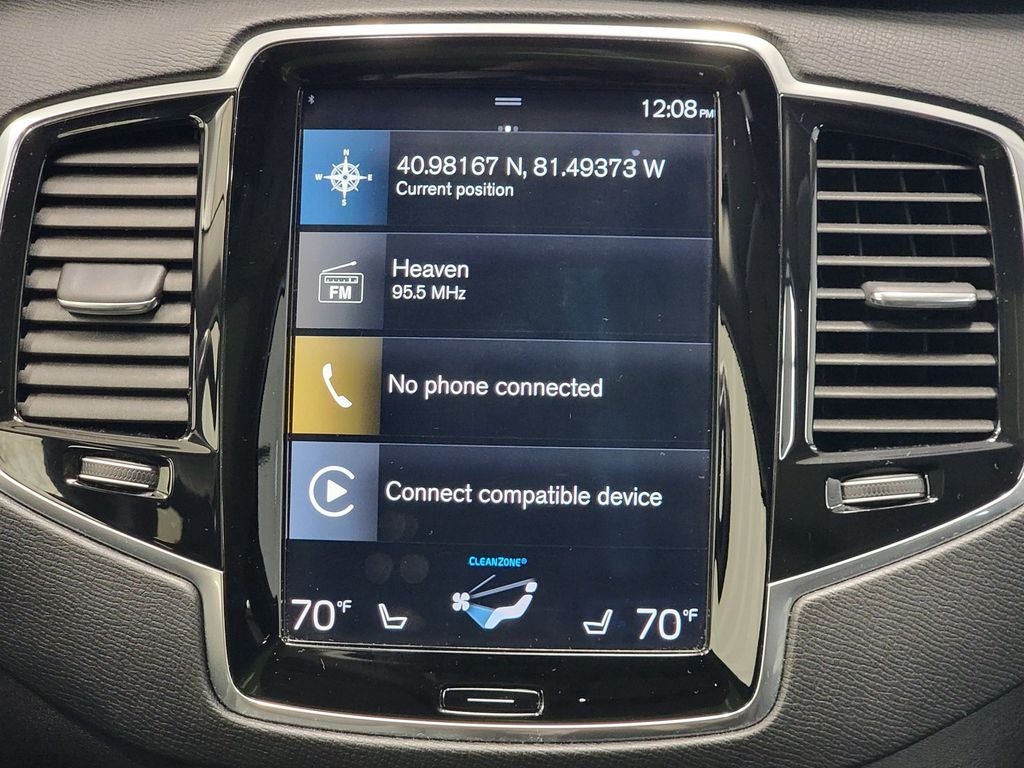 2021 Volvo XC90 Momentum
