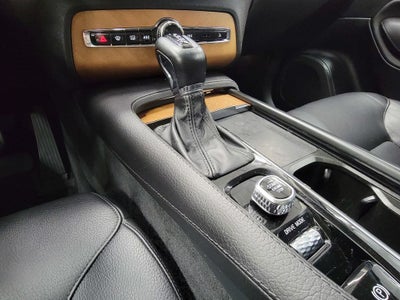 2021 Volvo XC90 Momentum