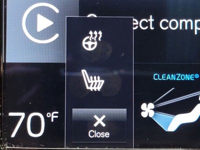 2021 Volvo XC90 Momentum